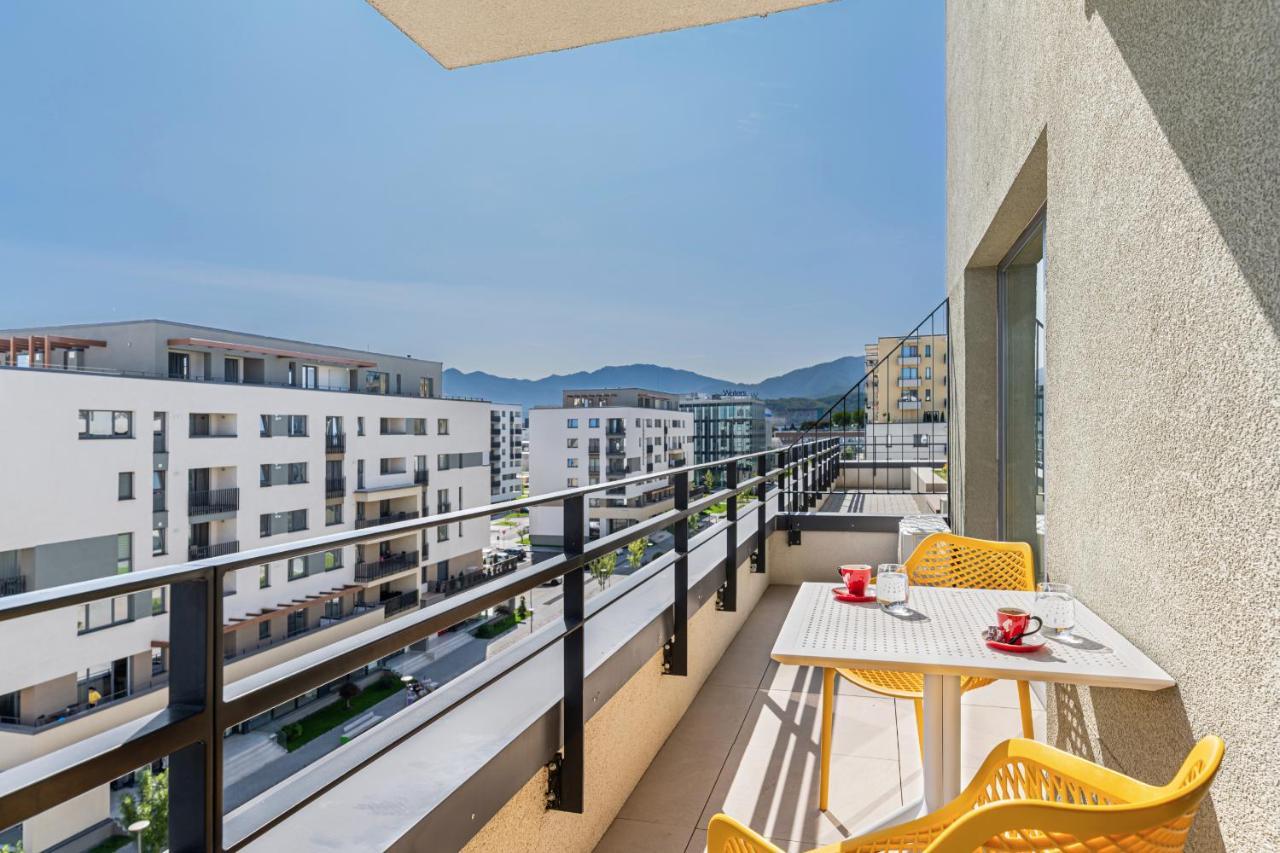 Promenada Studios Brașov Exterior foto
